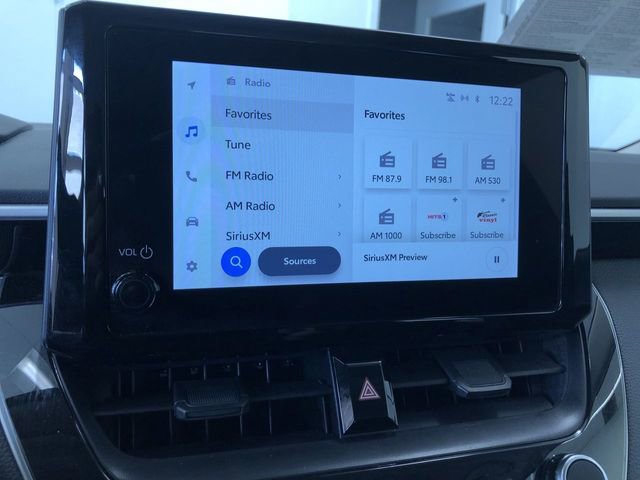 Certified 2025 Toyota Corolla LE image 28