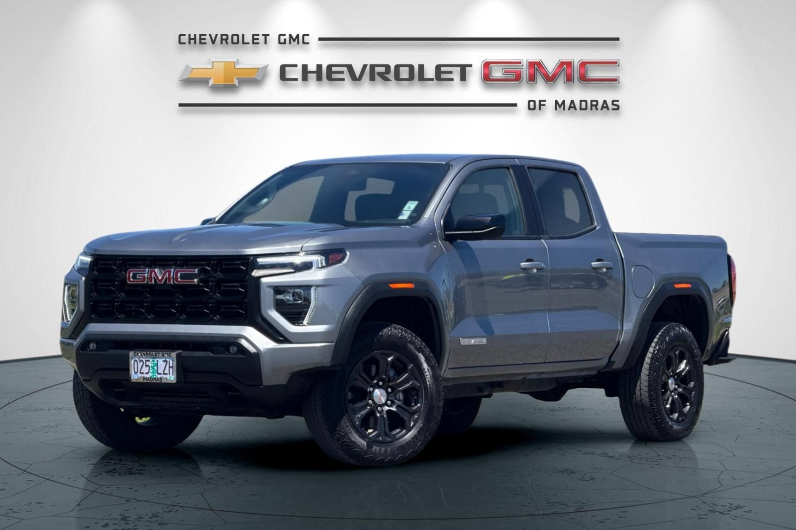 Used 2023 GMC Canyon Elevation w/ Elevation Premium Package RWD image 7