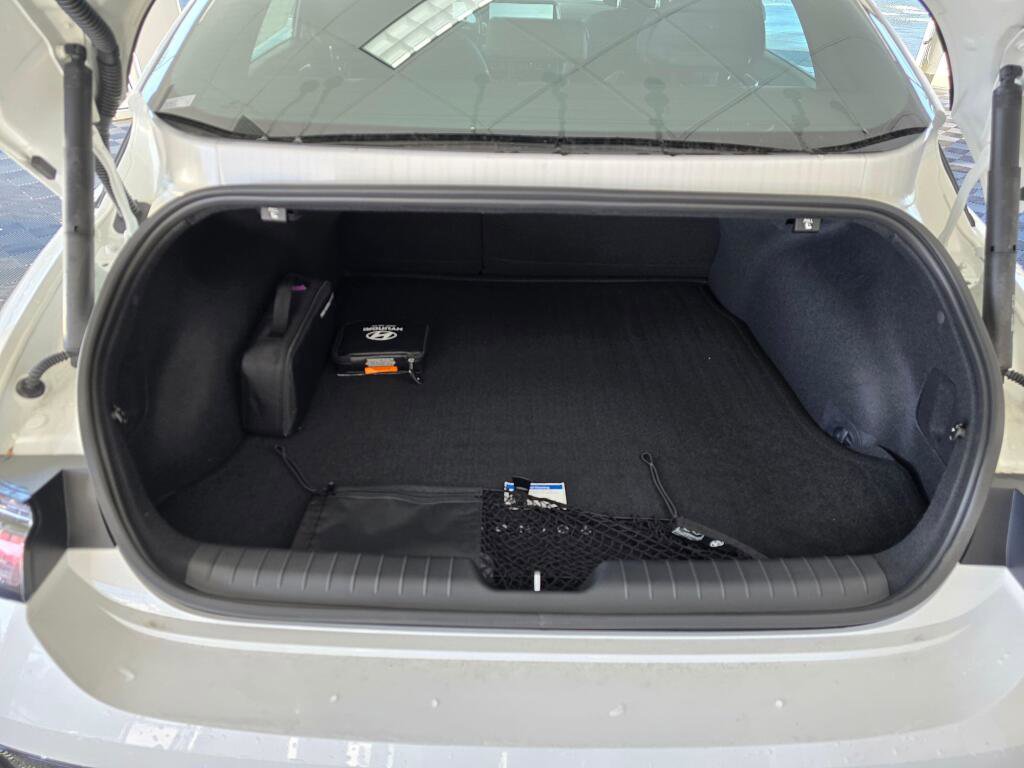 New 2024 Hyundai Ioniq 6 SEL image 13