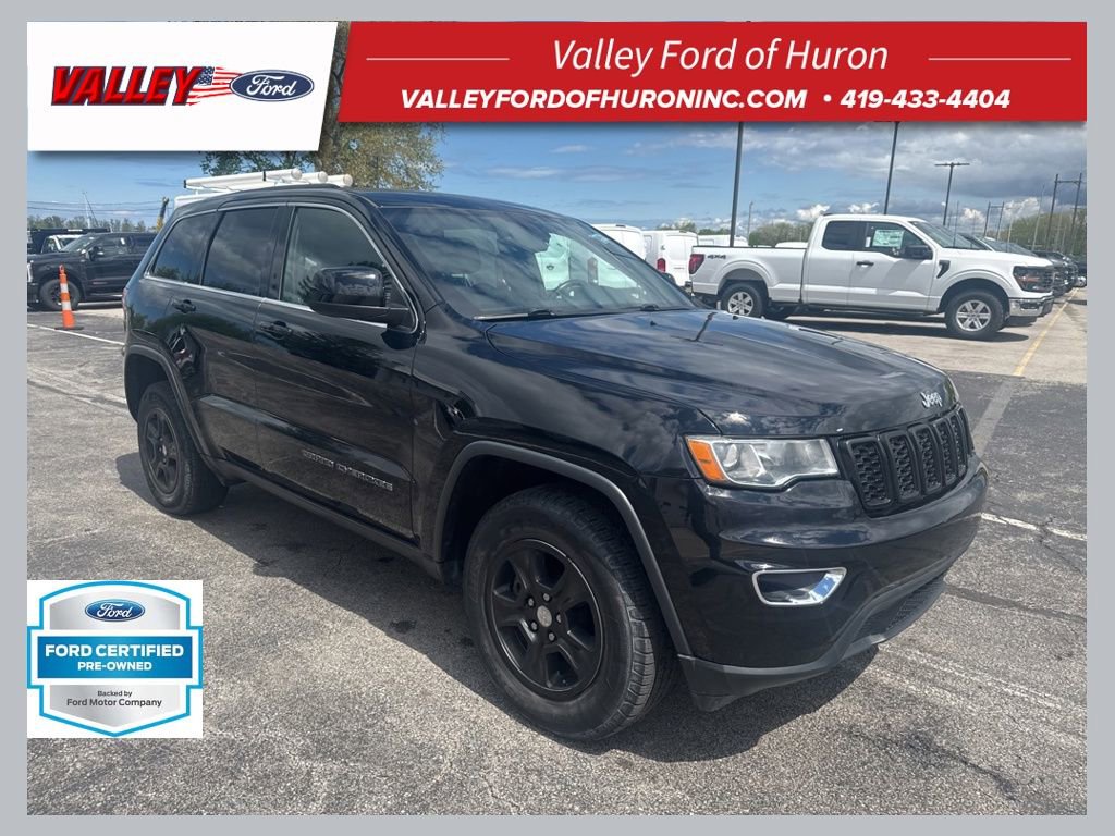 Used 2017 Jeep Grand Cherokee Laredo AWD/4WD image 1