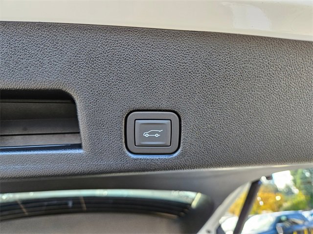 New 2026 GMC Acadia AT4 image 11