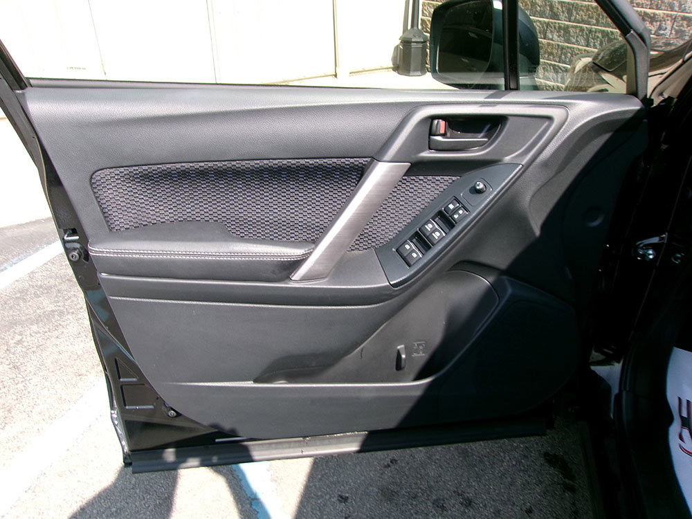 Used 2017 Subaru Forester 2.5i w/ Alloy Wheel Package image 14