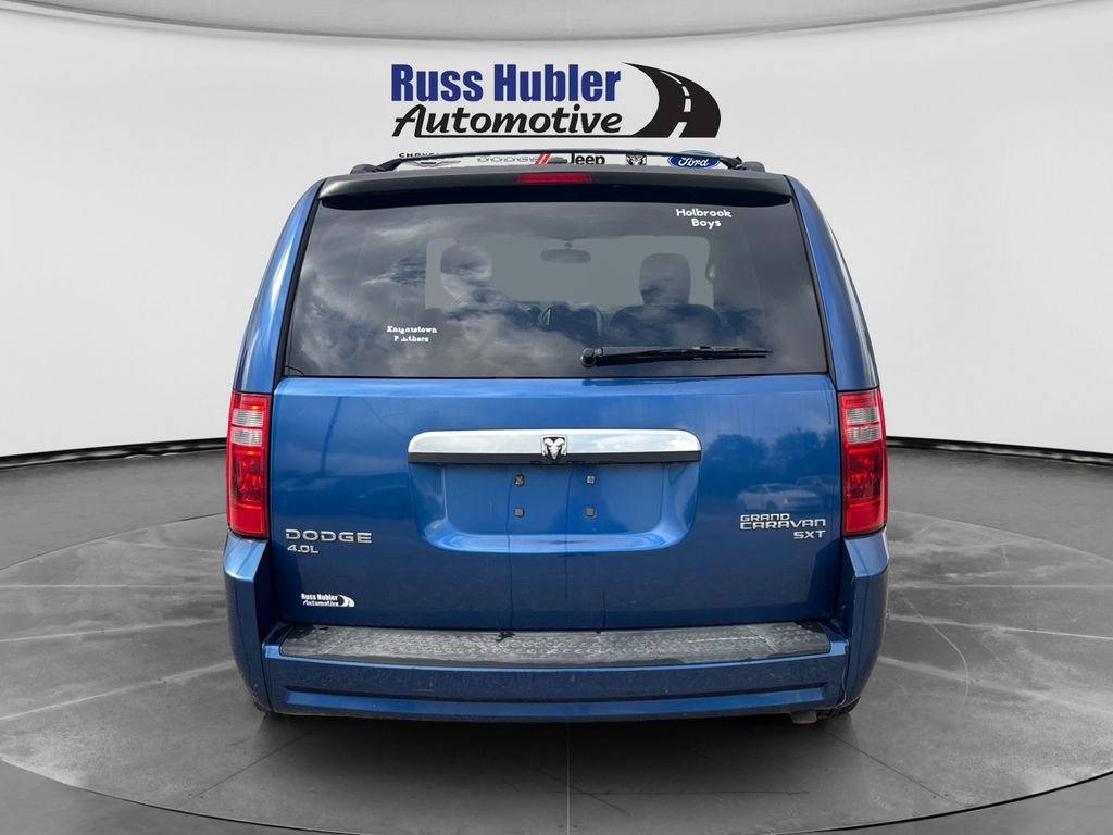 Used 2010 Dodge Grand Caravan SXT FWD image 4