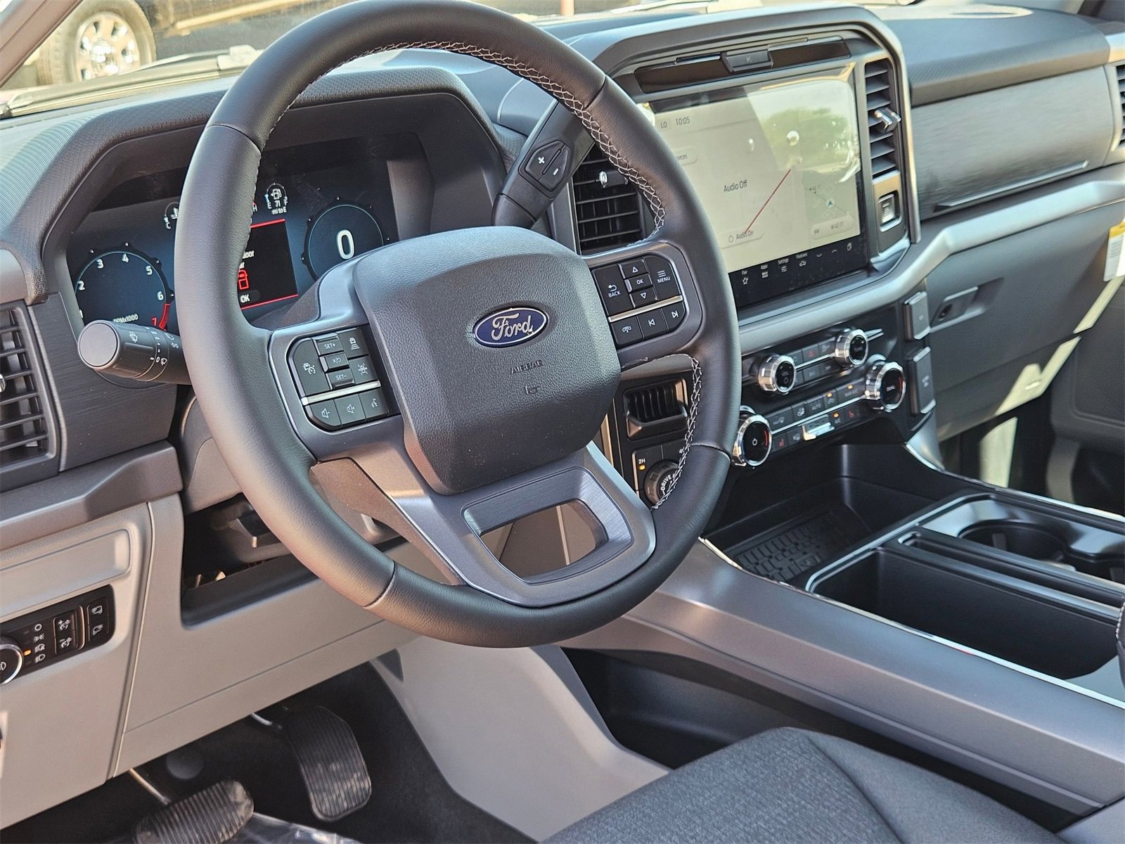 New 2025 Ford F150 XLT w/ Equipment Group 302A MID image 11