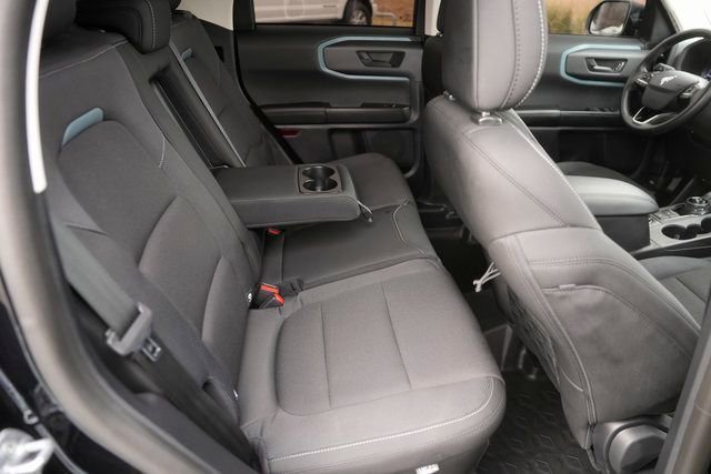 Used 2024 Ford Bronco Sport Badlands image 15