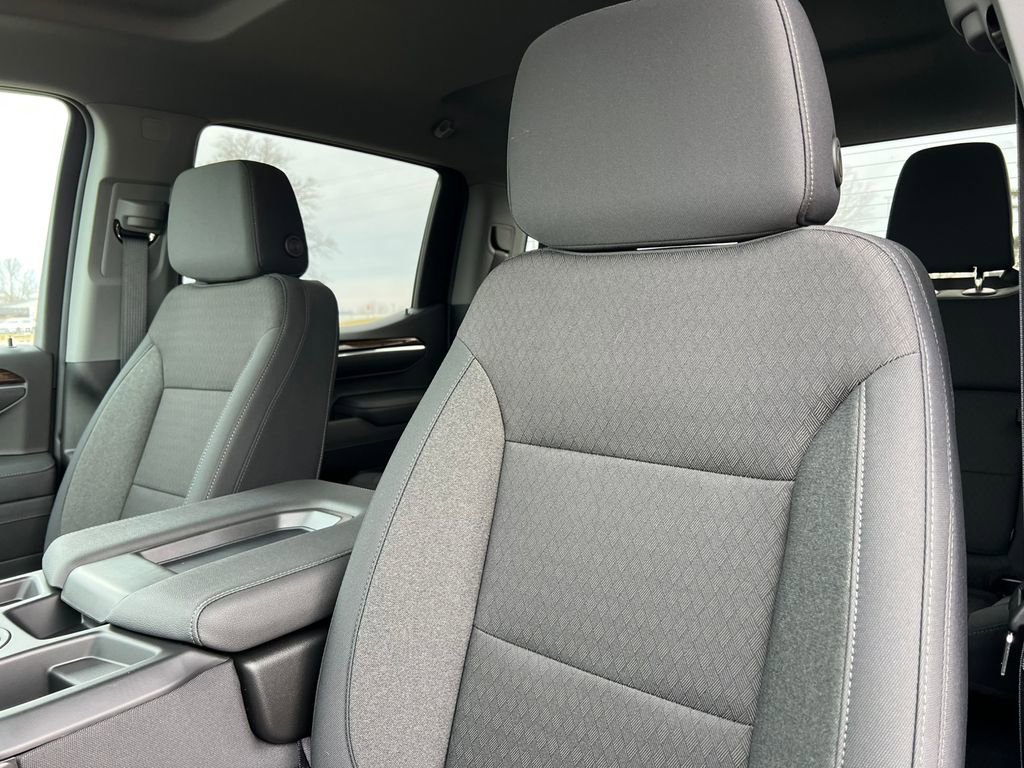 New 2026 GMC Sierra 1500 Elevation image 16