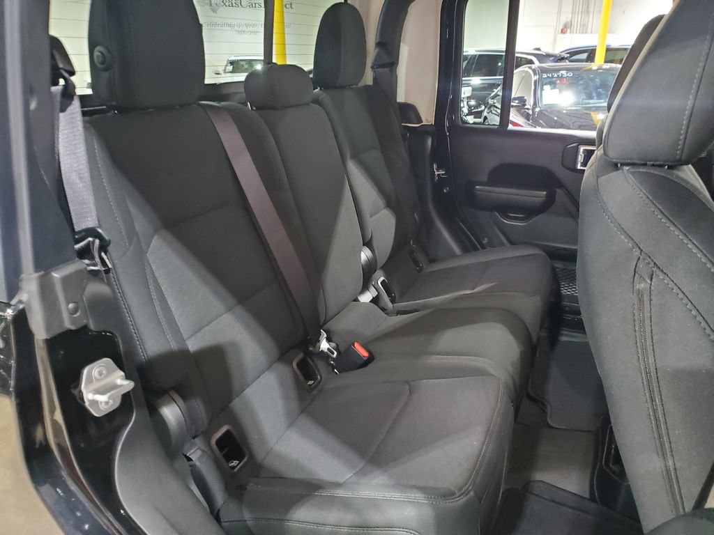 Used 2021 Jeep Gladiator Sport AWD/4WD image 20