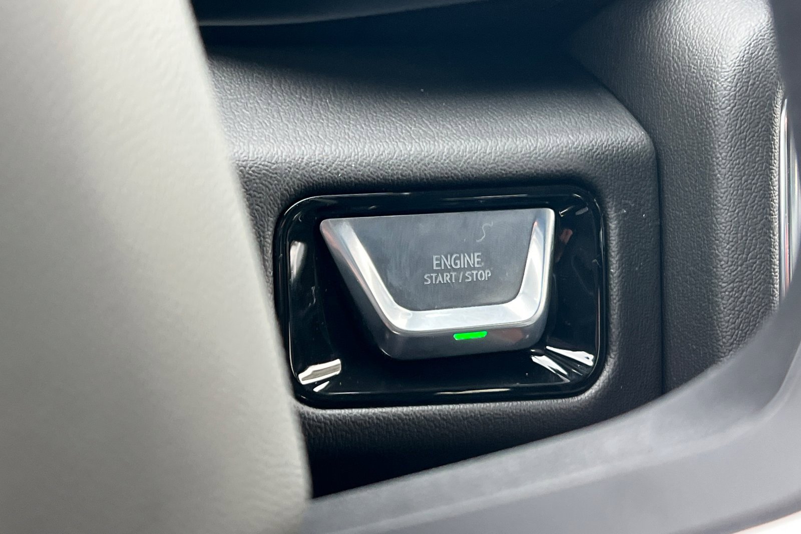 New 2026 GMC Yukon XL Denali image 22