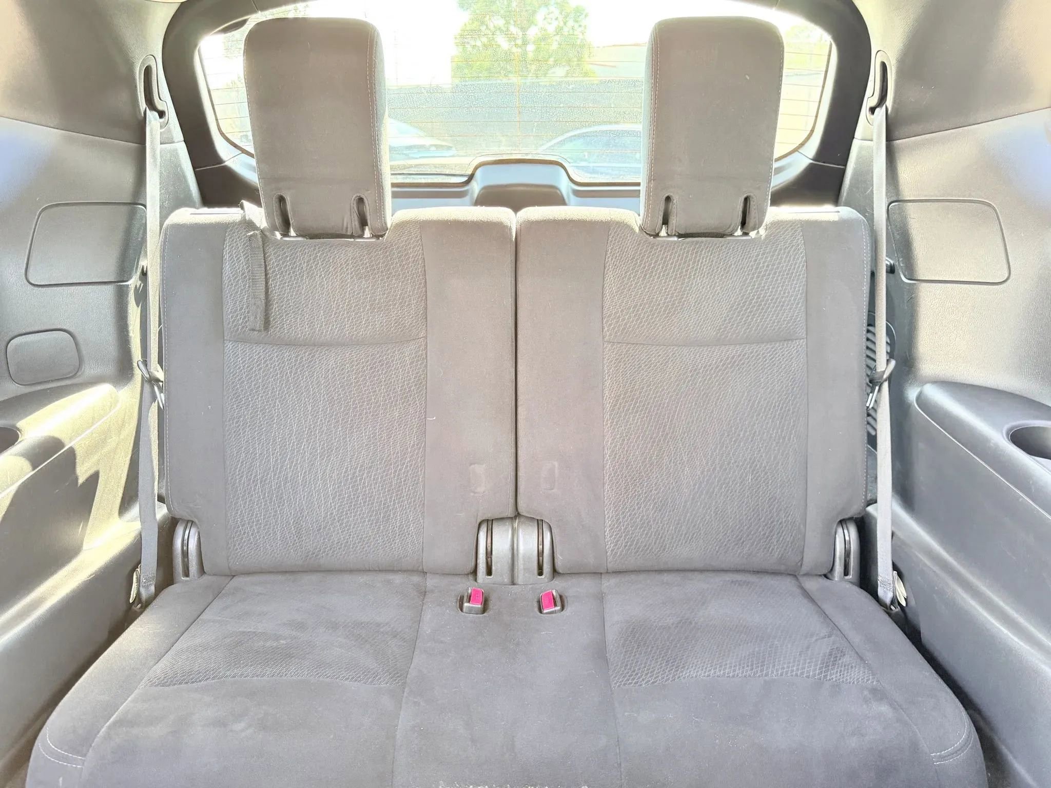 Used 2013 Nissan Pathfinder SV image 23