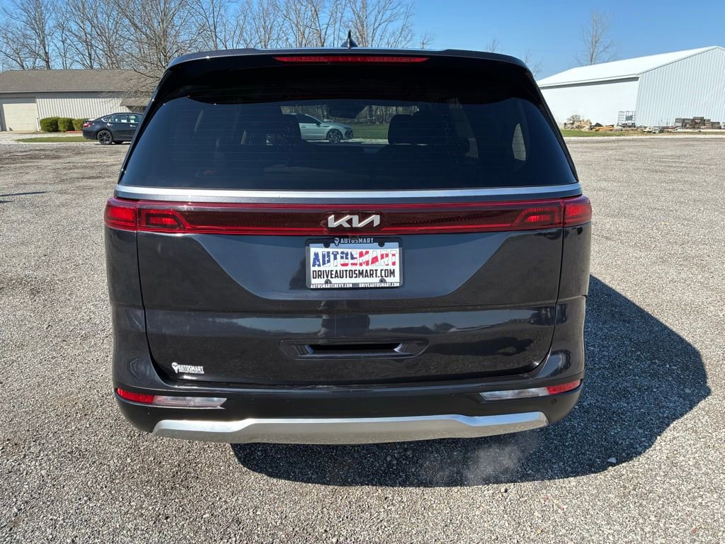 Used 2023 Kia Carnival LX image 22