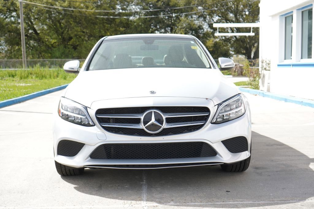 Used 2021 Mercedes-Benz C 300 4MATIC Sedan image 3