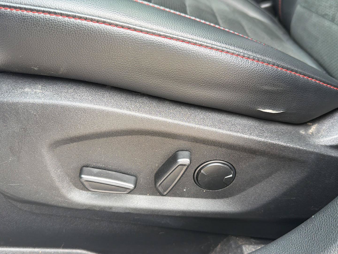 Used 2023 Ford Edge ST-Line AWD/4WD image 11