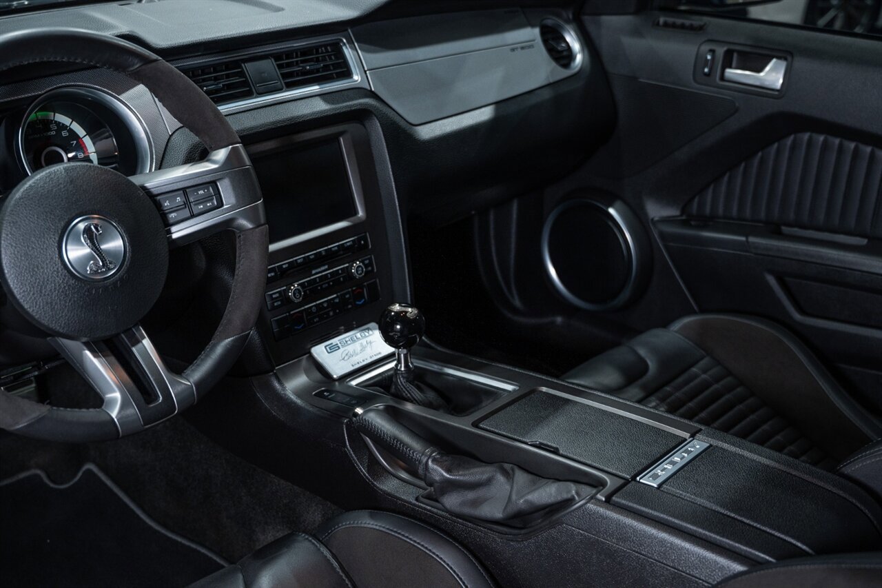 Used 2013 Ford Mustang Shelby GT500 RWD image 46