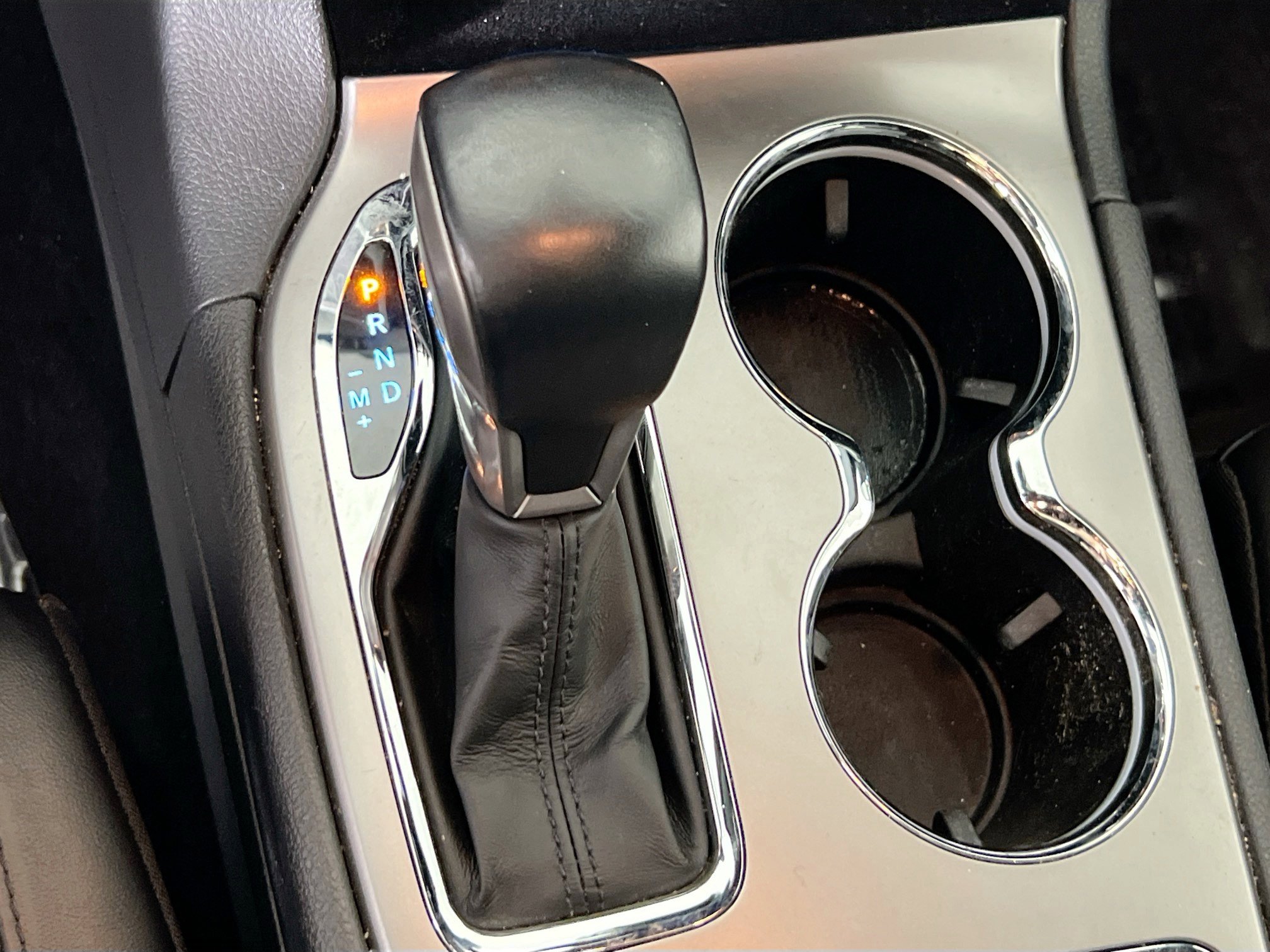 Used 2022 Jeep Grand Cherokee Limited image 17