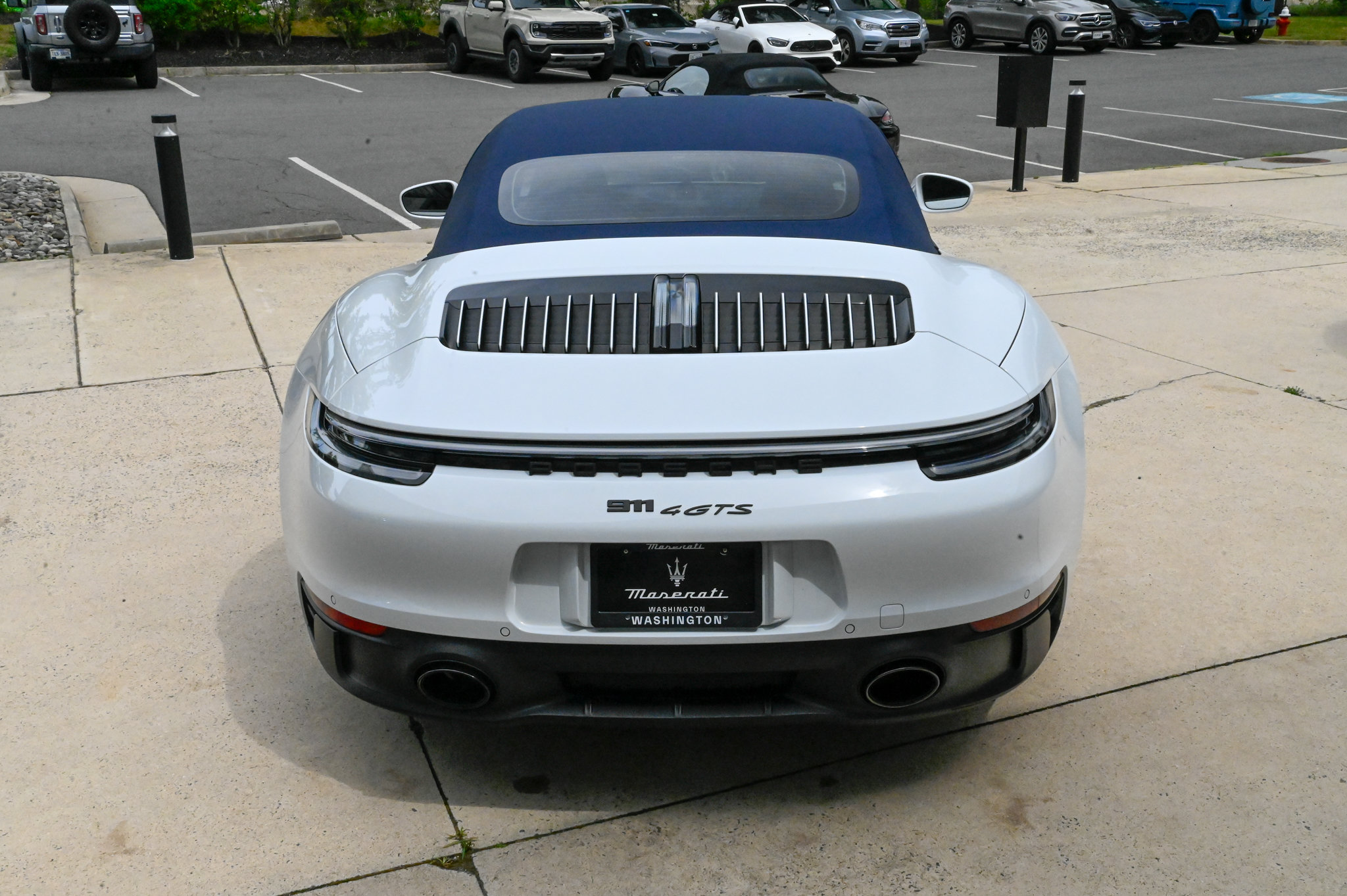 Used 2023 Porsche 911 Carrera 4 GTS AWD/4WD image 6