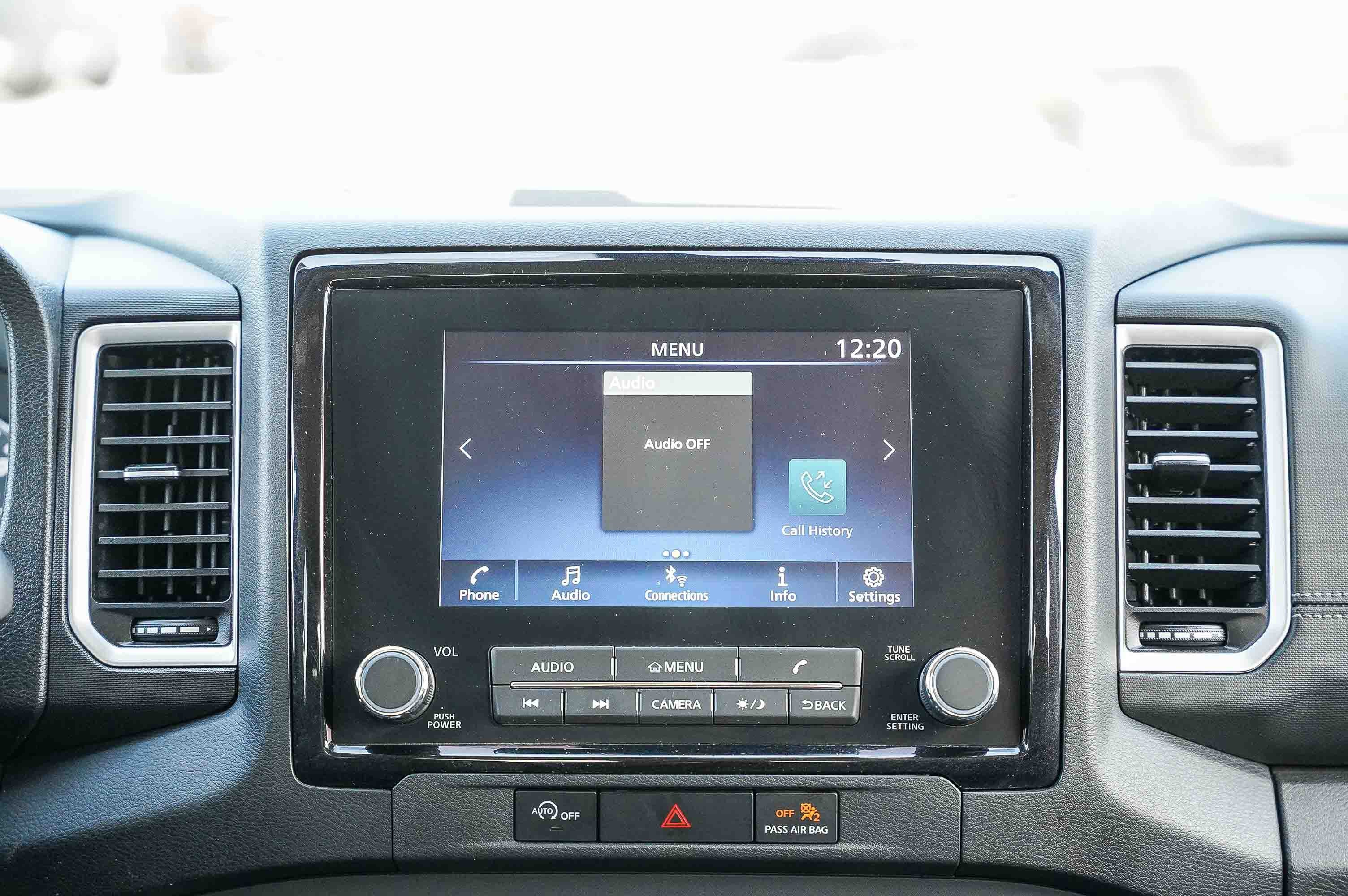 Used 2023 Nissan Frontier SV image 16