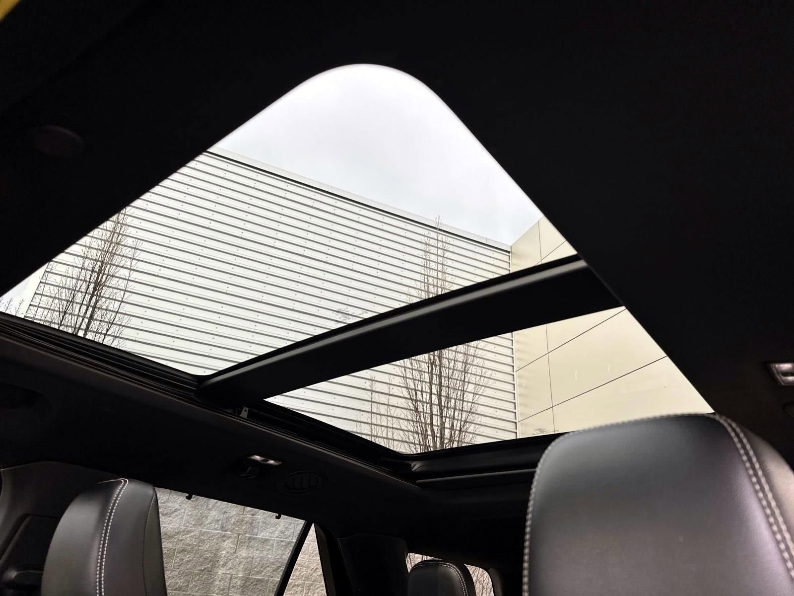 Used 2020 Ford Explorer ST w/ ST High-Performance Pack image 26