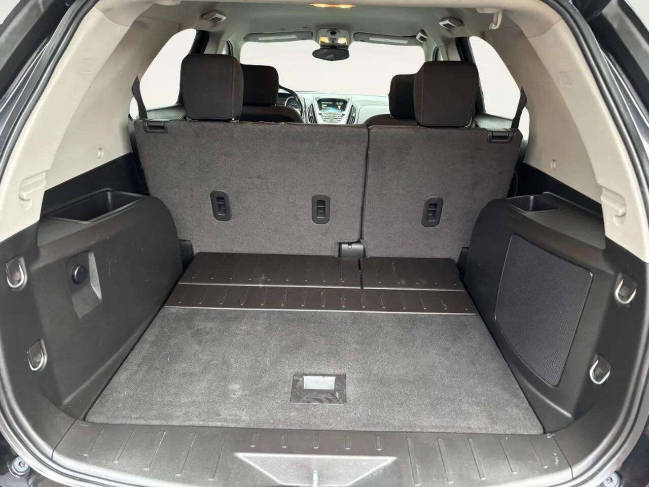 Used 2017 Chevrolet Equinox LT w/ Convenience Package FWD image 6