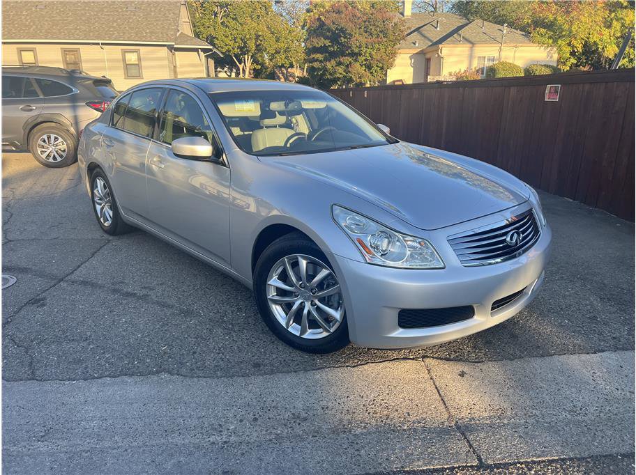 Used 2009 INFINITI G37 Journey w/ Premium Pkg
