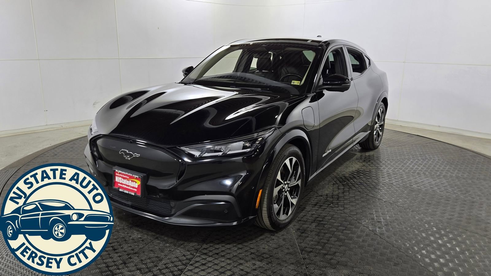 Used 2021 Ford Mustang Mach-E Premium AWD/4WD image 3