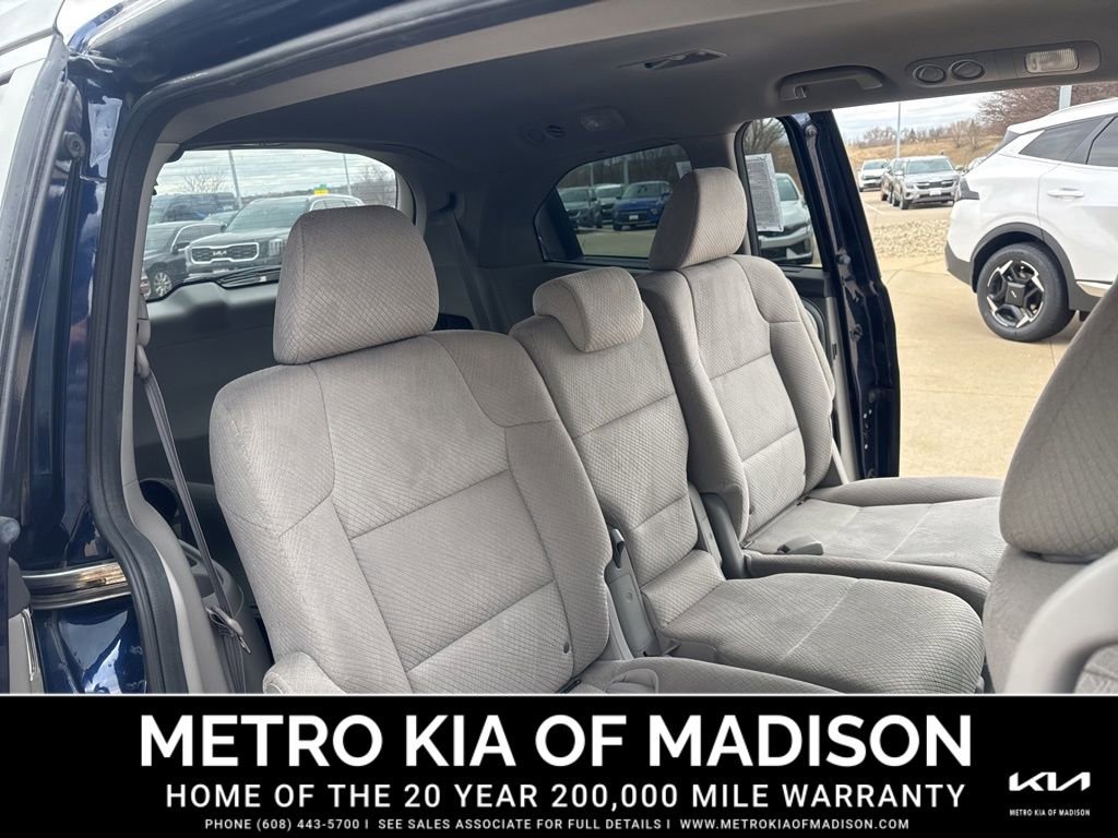 Used 2015 Honda Odyssey EX image 32