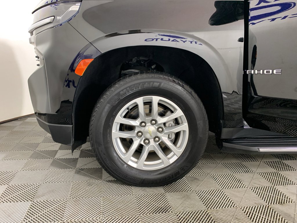 Used 2021 Chevrolet Tahoe LT w/ Luxury Package image 11