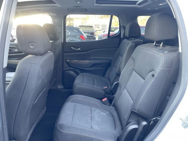 Used 2023 GMC Acadia SLE w/ Driver Convenience Package image 23