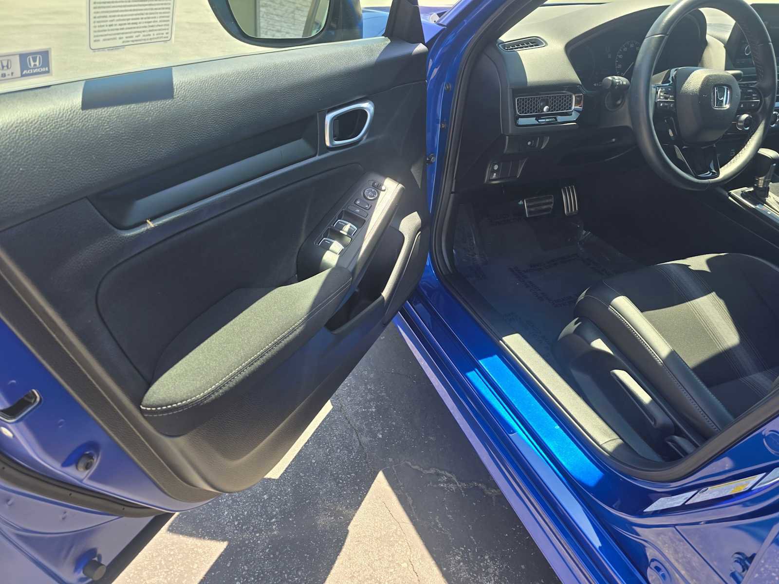 Used 2023 Honda Civic Sport image 20