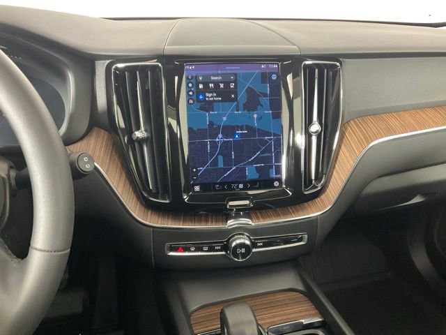 Used 2023 Volvo XC60 B5 Plus w/ Climate Package image 16