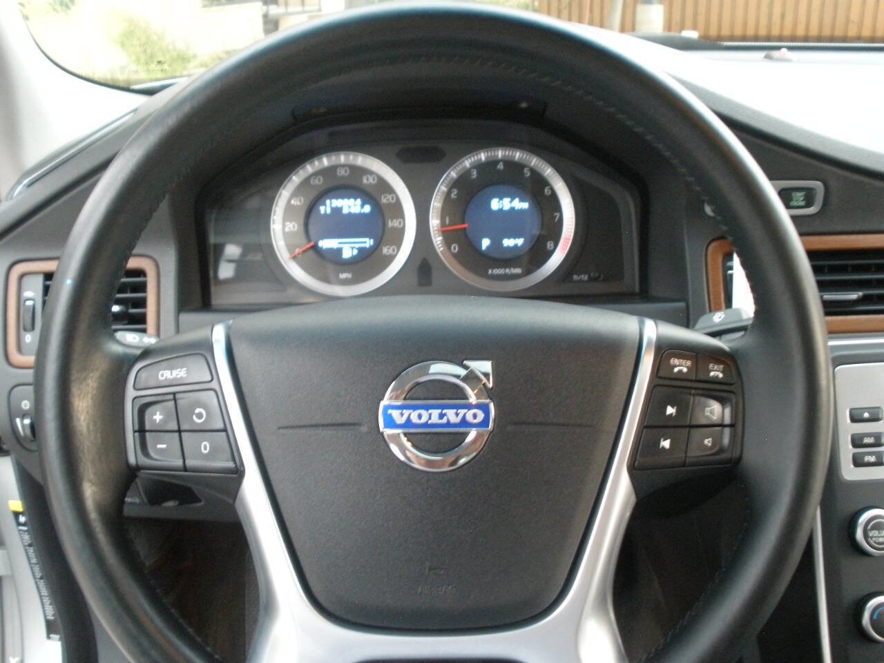 Used 2010 Volvo S80 3.2 image 34