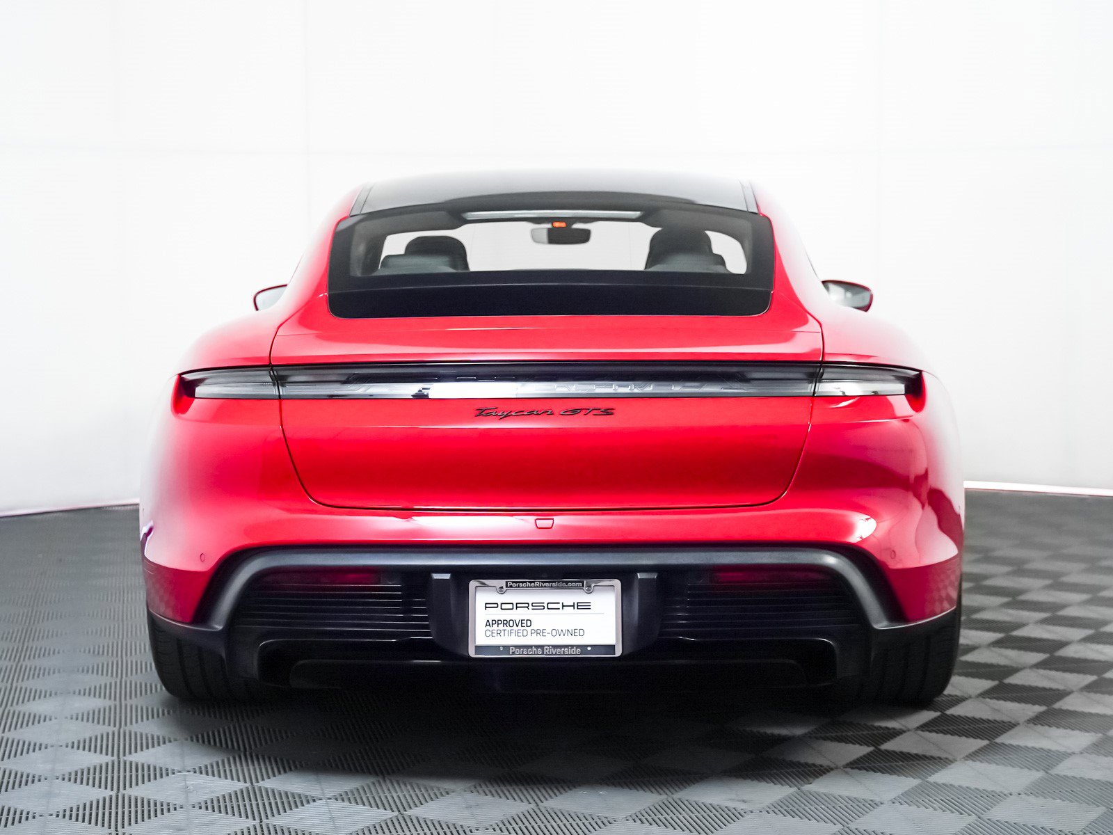 Certified 2022 Porsche Taycan GTS image 11