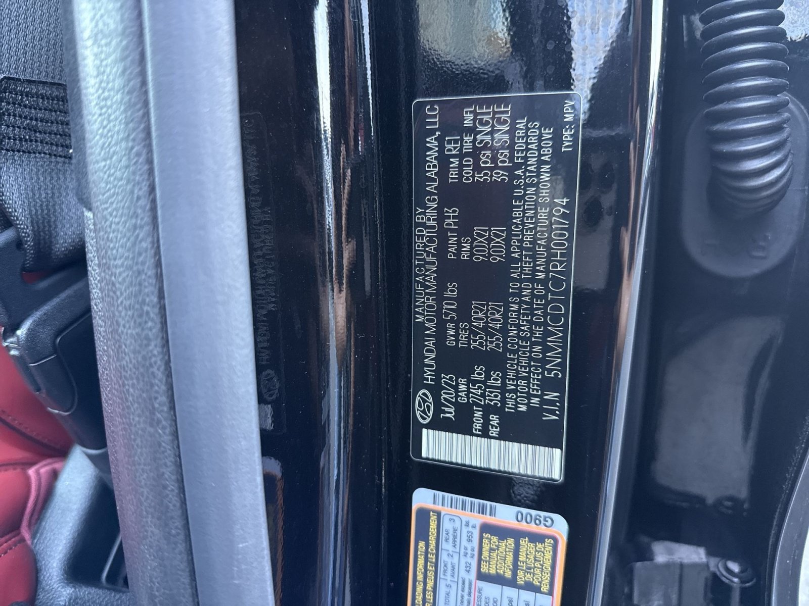 Used 2024 Genesis GV70 3.5T Sport w/ Sport Prestige Package AWD/4WD image 29