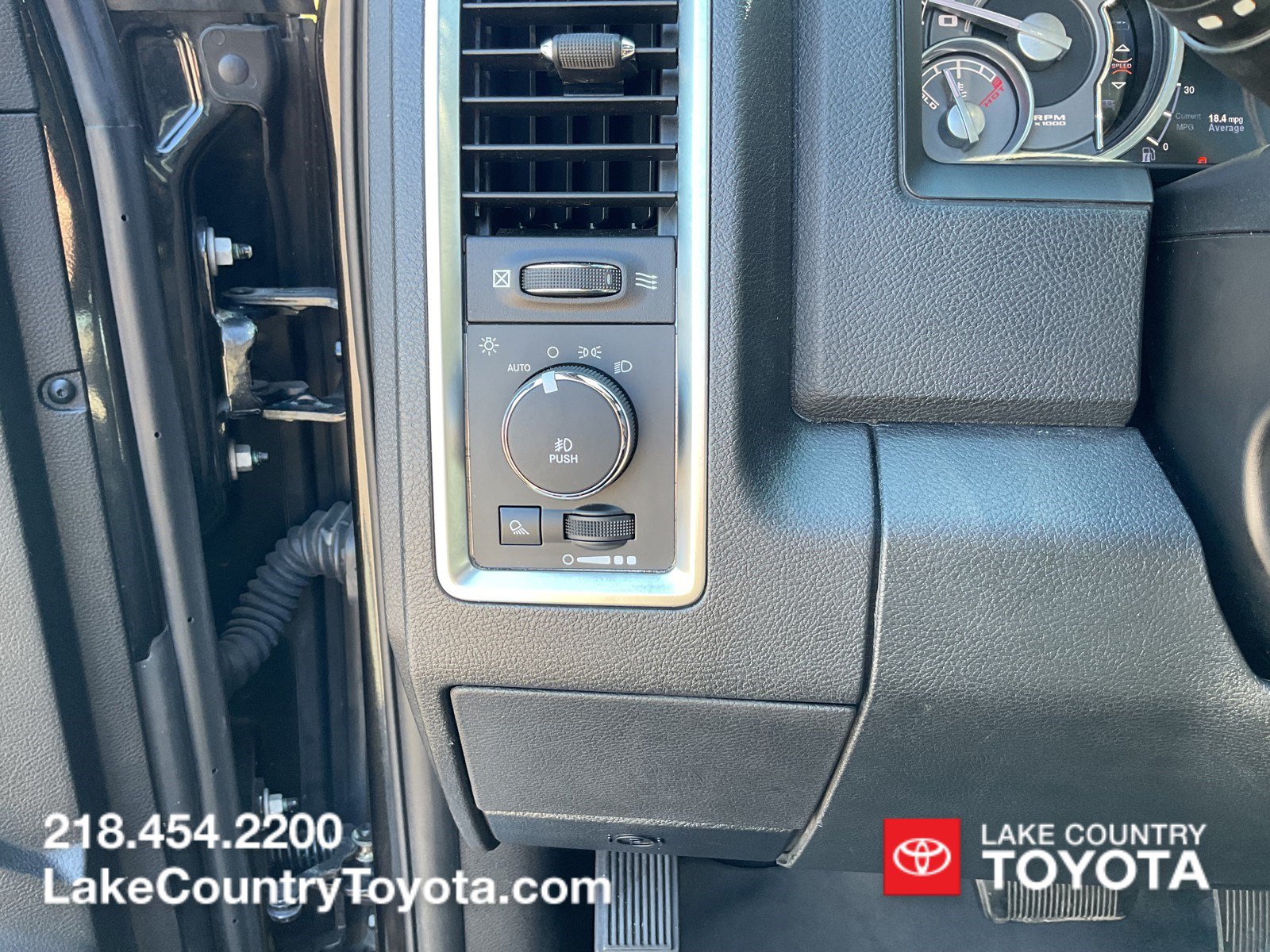 Used 2016 RAM 1500 Limited AWD/4WD image 24