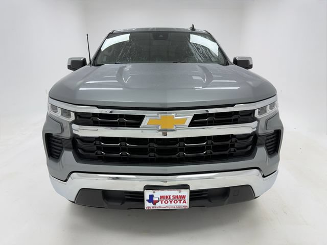 Used 2024 Chevrolet Silverado 1500 LT w/ Leather Package RWD image 3