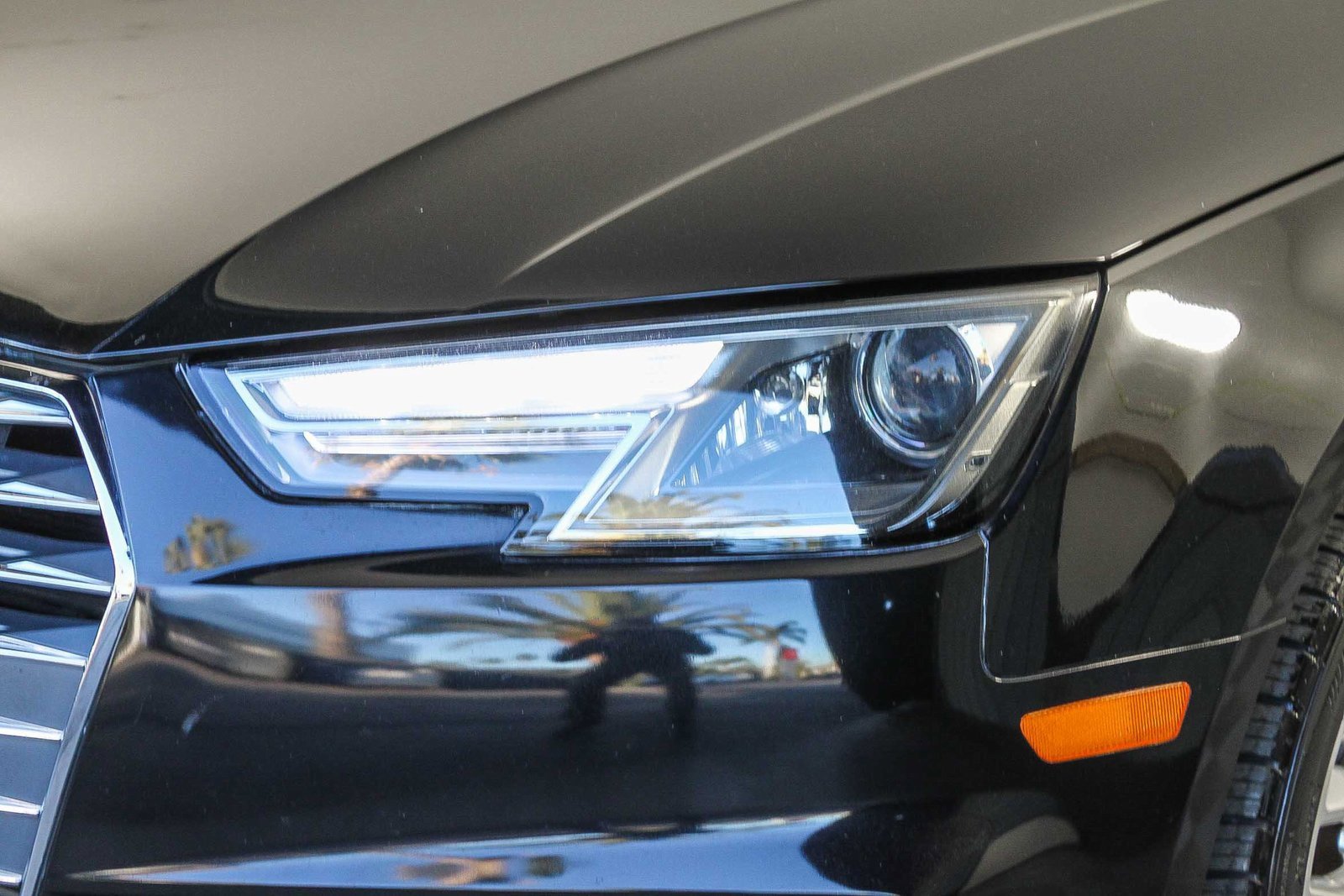 Used 2017 Audi A4 2.0T Ultra Premium w/ Convenience Package image 4