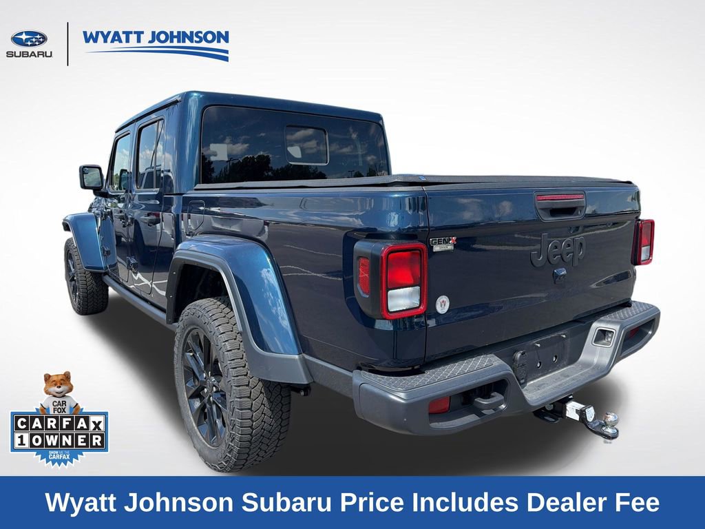 Used 2025 Jeep Gladiator Sport AWD/4WD image 3