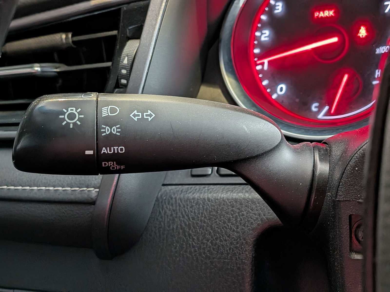 Used 2019 Toyota Camry XSE FWD image 26
