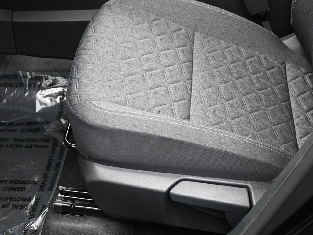 New 2026 Nissan Kicks SV w/ SV Premium Package AWD/4WD image 14