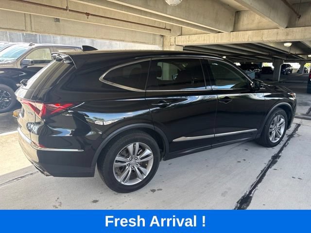 Used 2025 Acura MDX FWD image 16