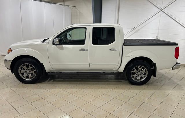 Used 2019 Nissan Frontier SL AWD/4WD image 2