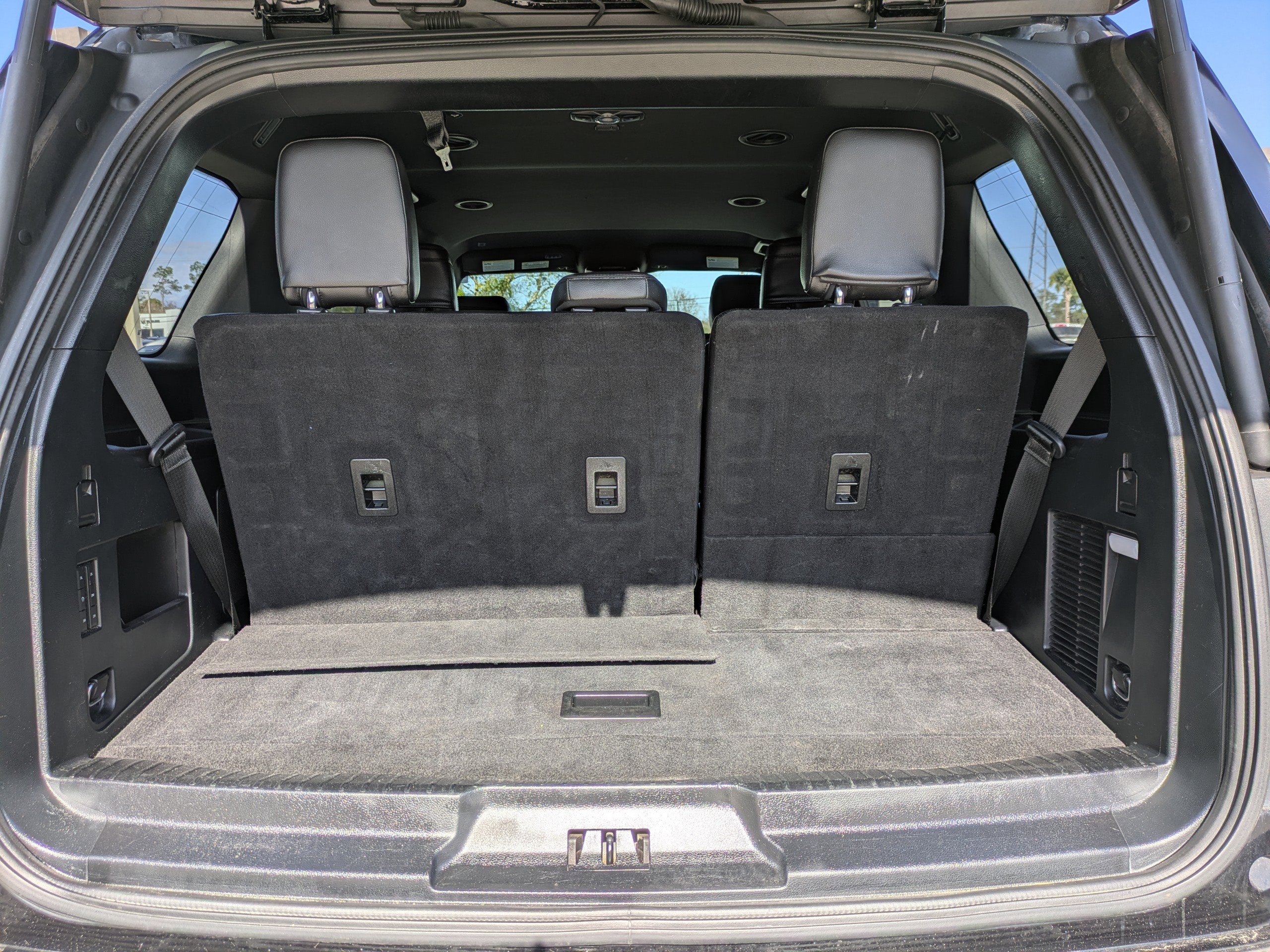 Used 2020 Ford Expedition Limited image 13