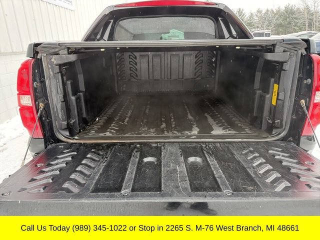 Used 2013 Chevrolet Avalanche LT AWD/4WD image 11