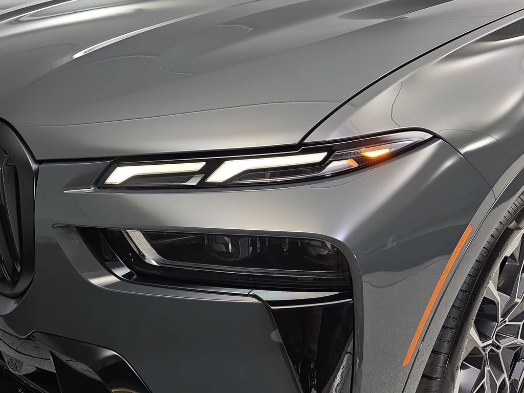 New 2026 BMW X7 xDrive40i w/ Executive Package image 32