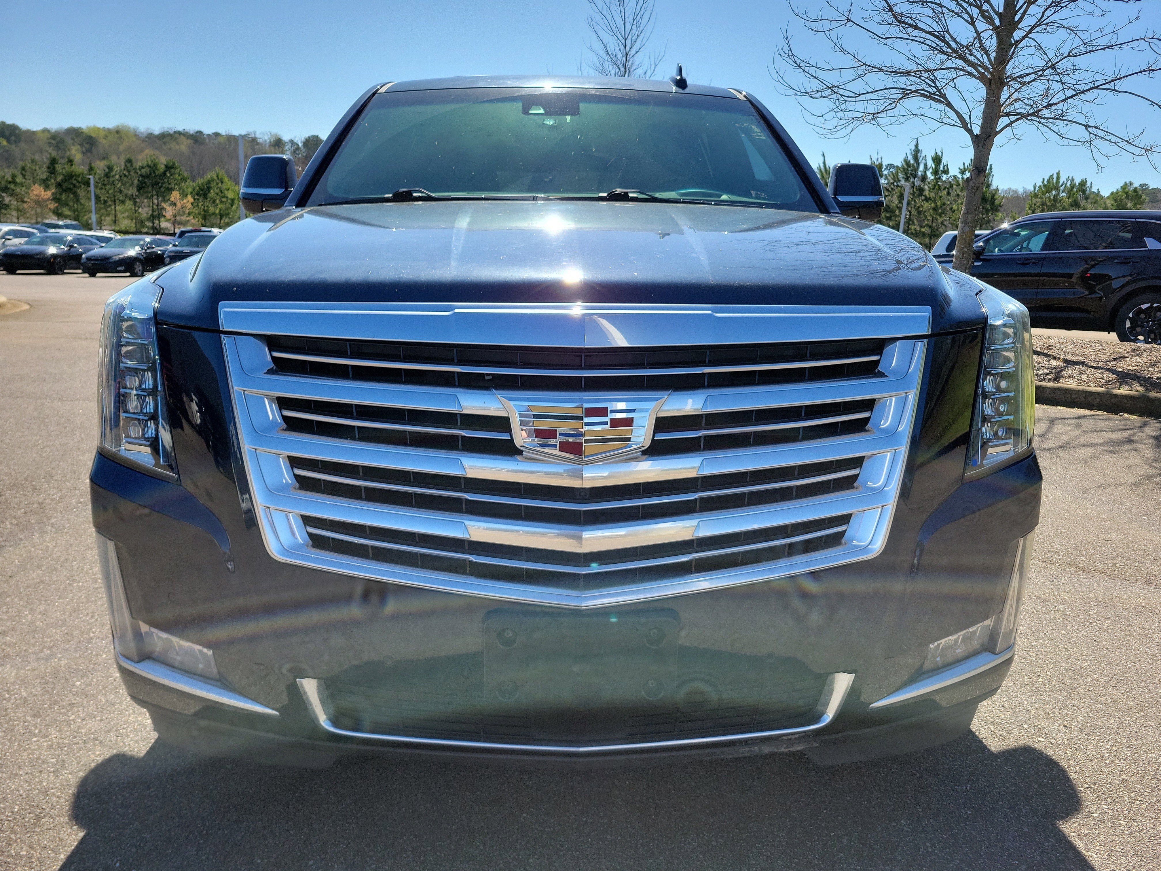 Used 2018 Cadillac Escalade ESV Platinum image 25