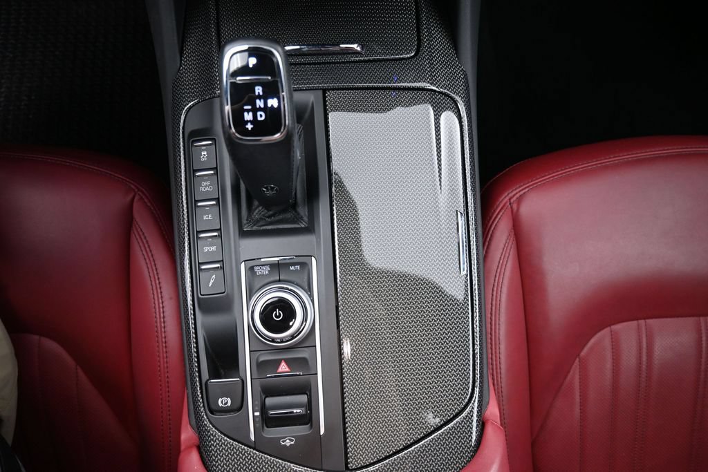Used 2023 Maserati Levante GT AWD/4WD image 17