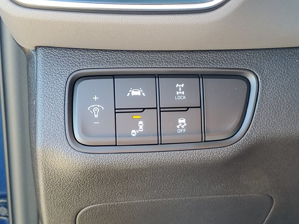Used 2020 Hyundai Santa Fe SEL AWD/4WD image 18