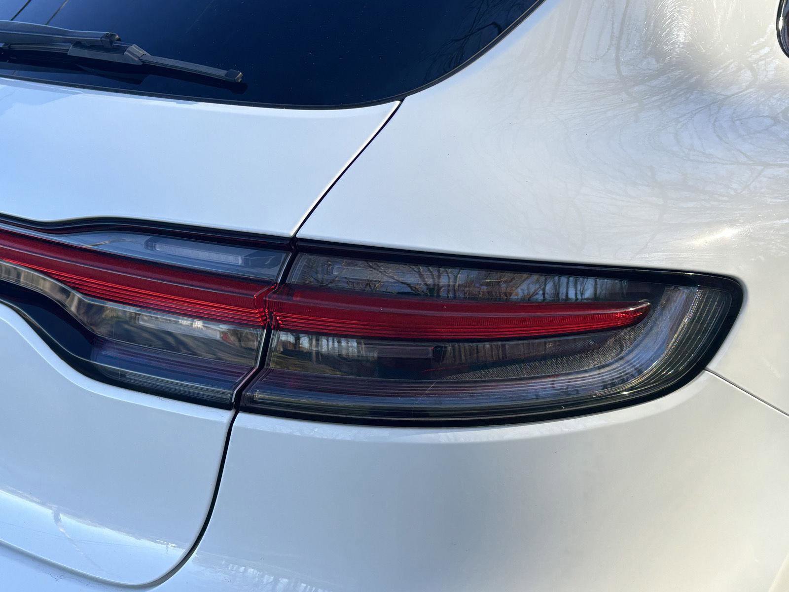 Used 2022 Porsche Macan Base w/ Premium Package Plus image 24