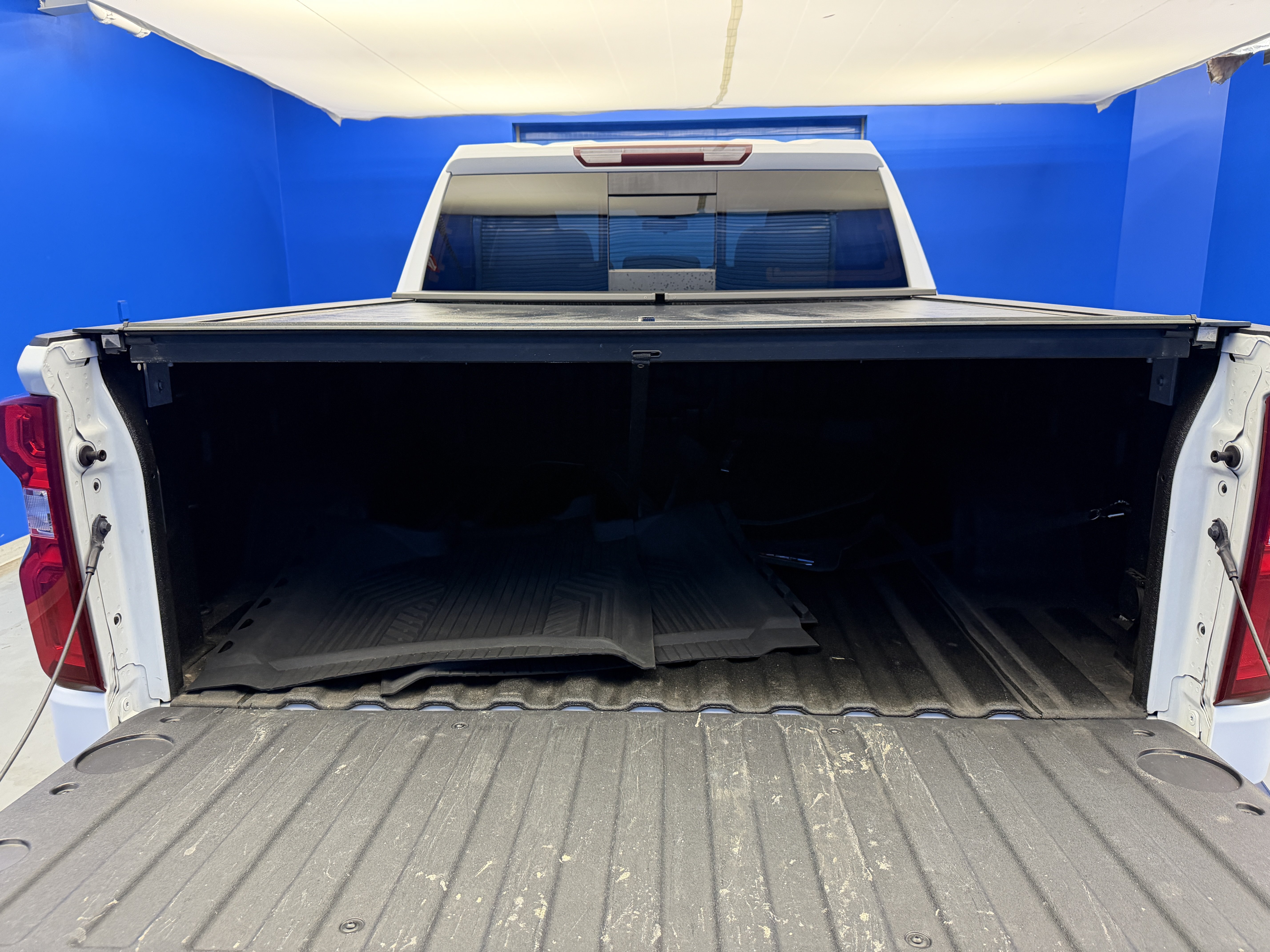 Used 2021 Chevrolet Silverado 1500 LT Trail Boss w/ Convenience Package II AWD/4WD image 31