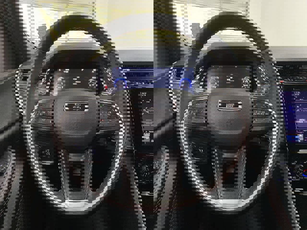 Used 2023 Jeep Grand Cherokee L Laredo image 19