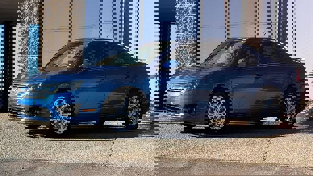 Used 2012 Ford Fusion SE image 3